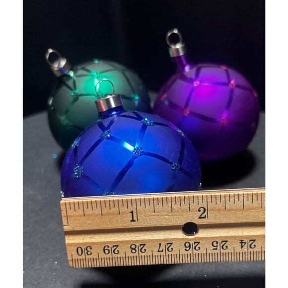 Trim A Home Christmas Ball Ornaments Set Of 4 Lattice Design Holiday VTG 1990s - Picture 3 of 3